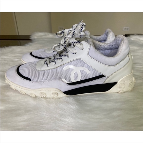 Authentic Chanel leather trainers size 39 - Picture 3 of 15